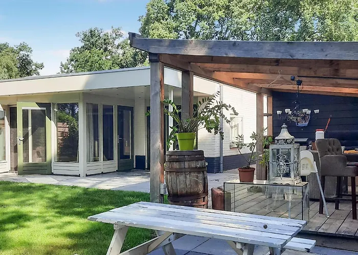 Gorgeous In Nyaraló *